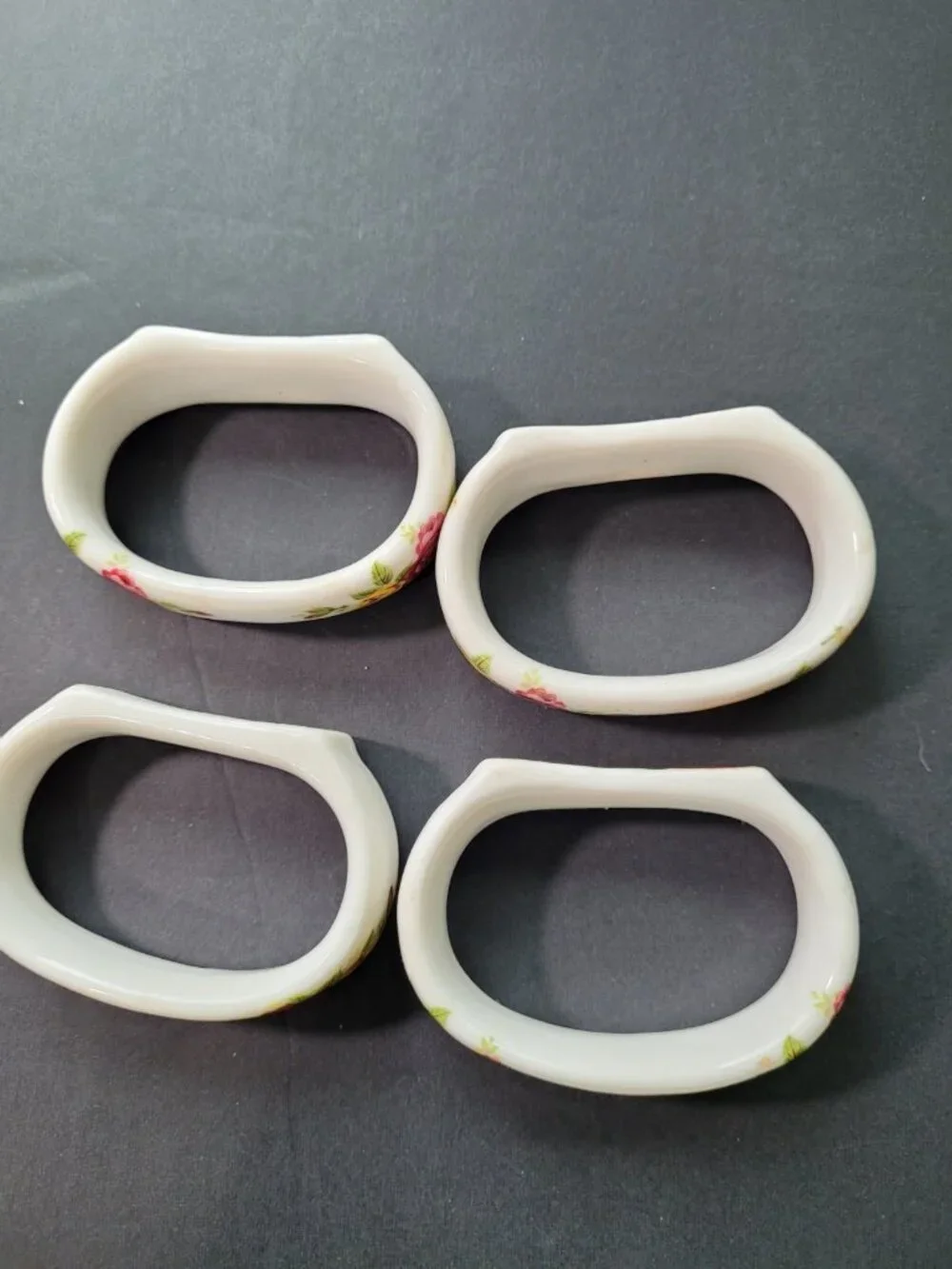 Vintage Genuine Bone China Cottage Rose‎ Napkin Rings Set of 4 Floral Taiwan